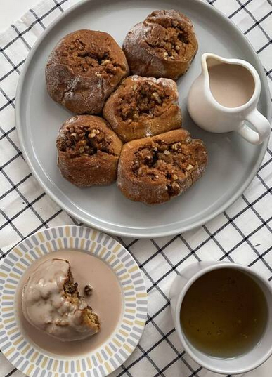 [Анна Злобина] [dve_zlodeyki] Булочки Синнабон (2024)